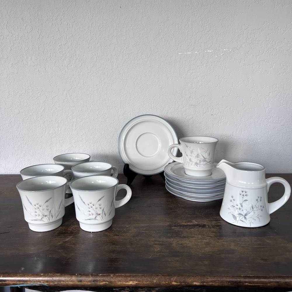 Noritake Stoneware Woodstock #8354 VTG Cup And Saucer Set 13pc